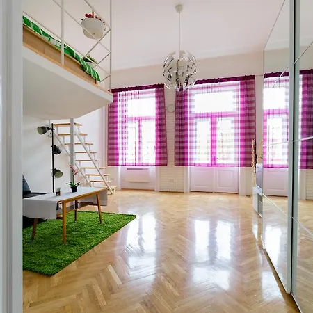 Apartman F4 Fiumei Budapest