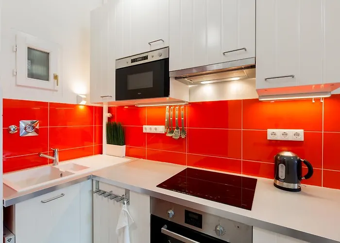 Appartement F4 Fiumei Budapest