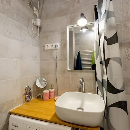 Apartment F4 Fiumei *